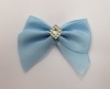 Бантик 945 со стразой голубой (10шт)